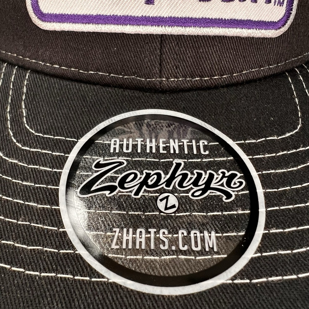 Zephyr UW Huskies Trucker Hat Mens OSFA Black White NEW Snapback Mesh Cap - Picture 2 of 10